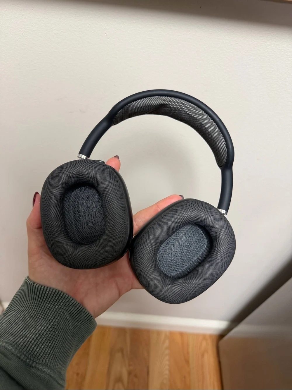 Apple AirPods Max – Space Gray